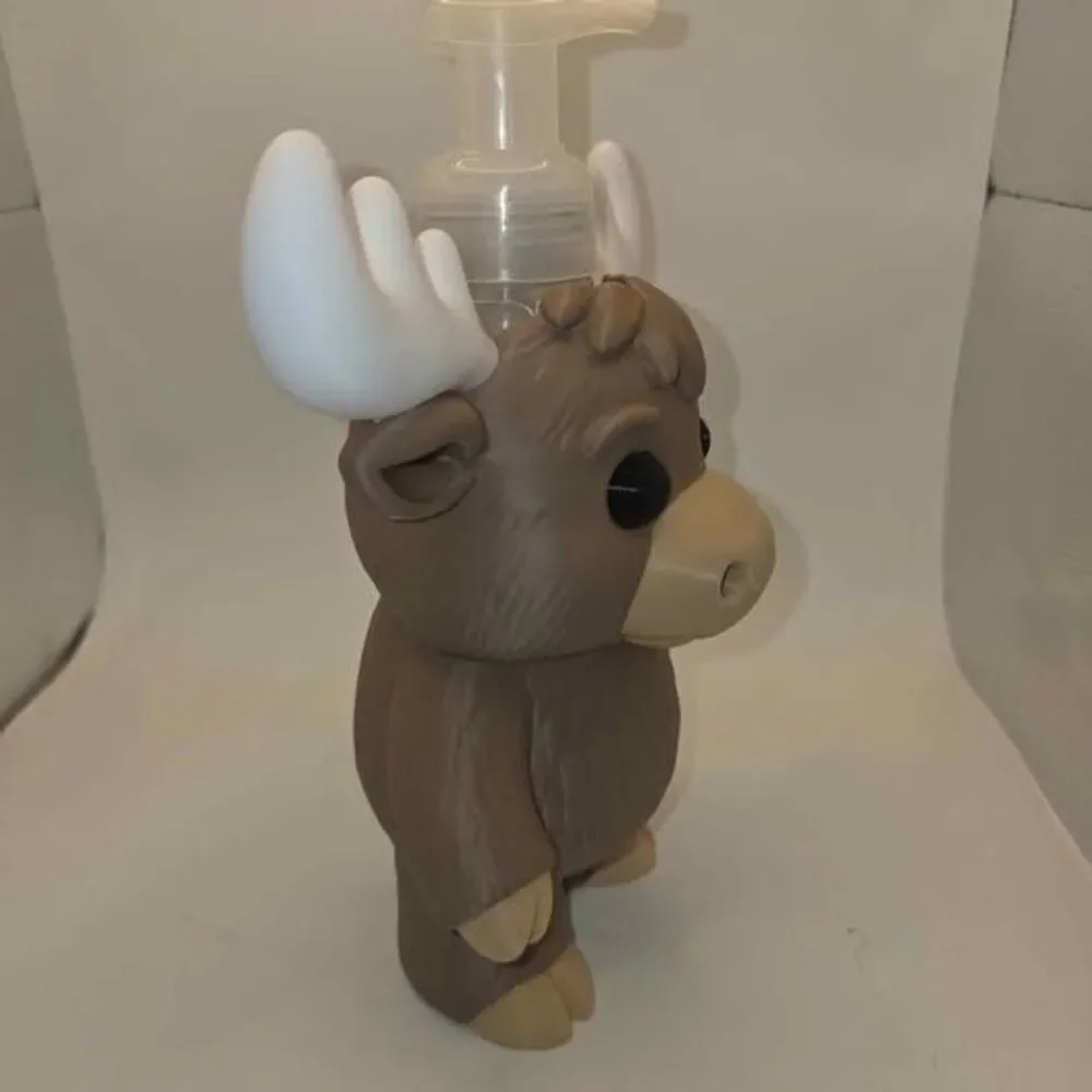 ​Cute Moose Soap Dispenser - Fun Bathroom or Kitchen Decor